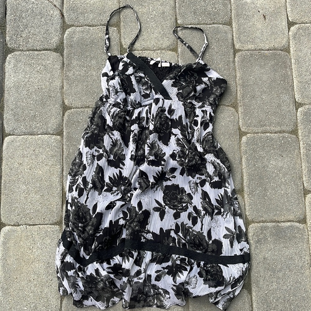 New glory silver/black dress 5$ for shipping